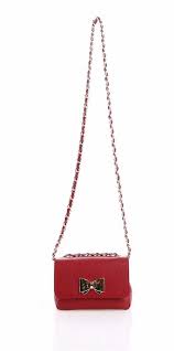 Base de sac main rouge, avec bandoulière et système simple pour zipper l'un des nombreux rabats en tissu adaptés (rabats petites besaces). Monitor Nezavisimo Ot Banzaj Petit Sac Rouge Garyocchinosuccess Com
