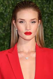 Stunning 43 Trending Wet Hairstyles For Women In 2019 Http Vattire Com Index Php 2019 02 21 43 Slick Hairstyles Wet Look Hair Prom Hairstyles For Short Hair