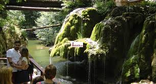 Legături spre alte obiective turistice din poneasca si românia. Video Cascada BigÄƒr Comoara Ce Atrage TuriÈ™tii Si Repune CaraÈ™ Severinul Pe Harta Turistica Infocs