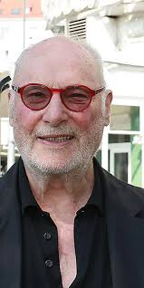 Sommergespräch: Hermann Schmid: „Von der Bühne in Castrop-Rauxel ans  Burgtheater“