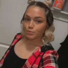 Danielle Goode's Instagram, Twitter & Facebook