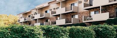 Conveniently located in manhattan's upper west side, this intimate hotel provides guest rooms with microwaves and refrigerators. Highland Terrace Apartments West Madison Wi Luxury Apartments