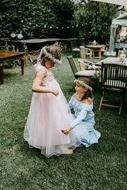 Blumenmadchen In Rosa Und Hellblau In 2020 Blumenmadchen Kleid Hochzeit Kleid Hochzeit