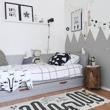 Black and white is a timeless color combination, according to decorist celebrity designer lauren nelson. Black And White Boys Room Ideas Novocom Top