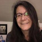 Laura Peeler's Instagram, Twitter & Facebook