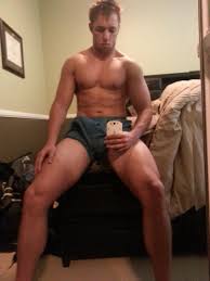 Smooth muscle boy jerking off. Horny Muscle Guy Jerking Off And Cums Nude Boy Pictures