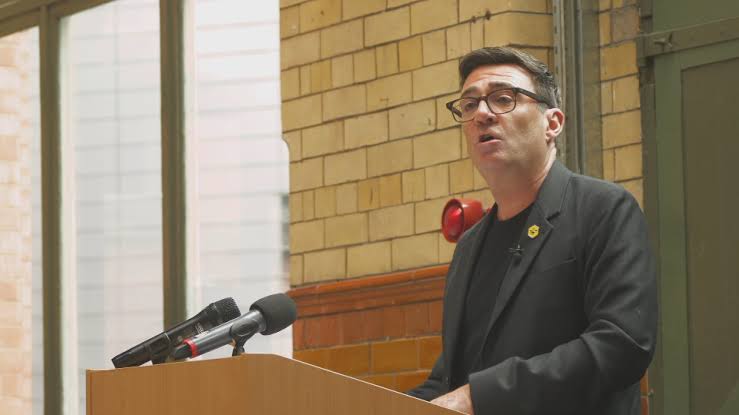 Burnham accused of 'power without accountability' as he refuses to take  journalists' questions | ITV News Granada