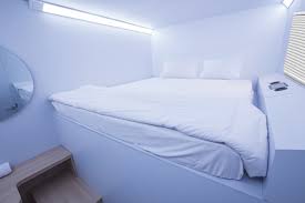 An adventurous hotel experience with unique features awarded with agoda's customer review. Bobobox Paskal Bandung Booking Page Experience More For Less