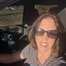 Recommendations for sore throat spray without dye.