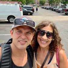 Sonya Wolfe's Instagram, Twitter & Facebook