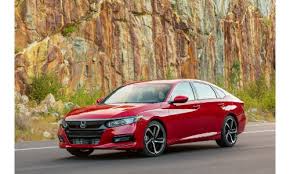 Though most accord trim levels are available as a sedan and a coupe 2019 Honda Accord And Honda Accord Hybrid Fuel Economy And Pricing