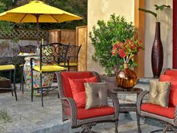 To remove mildew from your outdoor cushions, first, determine whether you have fabric or acrylic cushions. How To Clean Patio Furniture Cushions And Canvas How Tos Diy