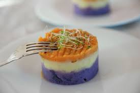 Puree Arc En Ciel Pomme De Terre Vitelotte Et Patate Douce En Accompagnement Decoratif 1 2 3 Degustez Pomme De Terre Vitelotte Repas Gastronomique Puree