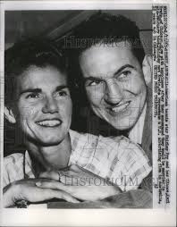 1957 Press Photo tennis star Shirley Fry & her fiance Karl Erwin