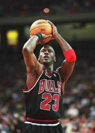 60 Principais Fotografias E Imagens De Chicago Bulls 90 S Getty Images Michael Jordan Basquete Michael Jordan Basquete Fotos