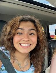 Alice Yen's Instagram, Twitter & Facebook