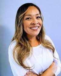 Stephanie Cree's Instagram, Twitter & Facebook