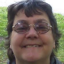 Linda Merry's Instagram, Twitter & Facebook