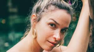 Lo cierto es que en las últimas horas se develó quien sería el susodicho con quien la joven actriz estaría manteniendo un romance, a distancia, y en secreto. Sofia Pachano Se Fue De Vacaciones A Mexico Y Blanqueo A Su Nuevo Novio Tn