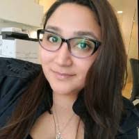 Doris Arroyo's Instagram, Twitter & Facebook