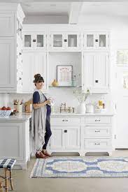 Maybe you would like to learn more about one of these? These Amazing Kitchen Decor Ideas Are Just What Your Favorite Room Needs Country Kitchen Decor White Modern Kitchen White Kitchen