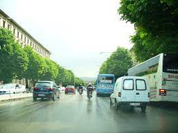 Passeggiare lungo i viali del centro. Viali Di Circonvallazione Wikipedia
