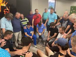 Old men praying for young men. Young men praying for old men. There are a  metric ton of wonderful things happening at Nashville First Church of The  Nazarene, but this ministry is