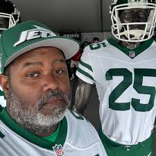 The Jets should reimburse all the season ticket holders