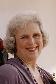 Lisa Mott's Instagram, Twitter & Facebook