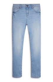 A travers nos propositions de looks, nos stylistes gémo proposent une large gamme de vêtements ado garçon pour plaire à tous les styles et à des prix accessibles. Jean Skinny Ado Jeans Et Pantalons Garcon Preado Mode Garcon Pre Ado Mode Garcon Mode Enfant Tous Les Produits Primark Primark France