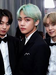 Kim Taehyung Bts V At Grammys In 2020 Mint Hair Color Mint Hair Hair Color Balayage