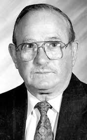 Warren S. Compton Sr., 87, Modern Upholstery owner for 40 years