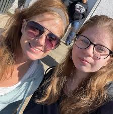 Anna Jo Akin Pepper, age 72, of Hodgenville, passed away, Thursday, August  22, 2024, at Baptist Health Hardin in Elizabethtown, with her husband by  her side. Anna Jo was born in Hodgenville