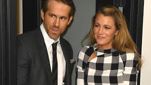 Jun 21, 2021 · blake lively shares a touching photo with her dad after news of his passing. Ryan Reynolds Und Blake Lively Unterwegs Mit Den Tochtern James Und Inez