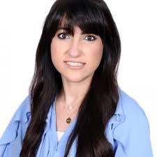 Dalia Abdallah's Instagram, Twitter & Facebook