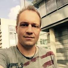 Stream Daniel Cron music