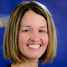 Robin Hinman's Instagram, Twitter & Facebook