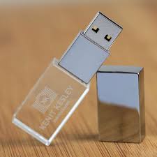 Flash drives aren't just an easy way of transferring data; China 2019 New Preloaded Data Fastest Usb 3 0 16gb 64gb Flashdrive Crystal Usb Flash Drive 32gb China 64gb Flashdrive And Usb 3 0 16gb Flashdrive Price