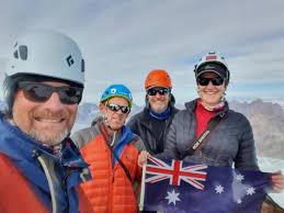 Simon yates (born 1963) is an english mountaineer. Mountain Dream Simon Yates Home Facebook