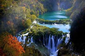 (this etymology is missing or incomplete. å…‹ç¾…åŸƒè¥¿äºžåå…­æ¹–é–‹è»ŠåŠŸç•¥