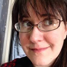 Kim Sowden's Instagram, Twitter & Facebook