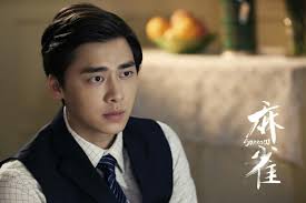 Li Yifeng, "The Two Cities of Mirrors" Reuters, blue hair and purple shirt  charm Jun Yi, the heroine is not Yang Zi but she!