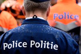 Maybe you would like to learn more about one of these? Politie Gaat Klokkenluiders In Eigen Rangen Begeleiden Dood Jozef Chovanec Hln Be
