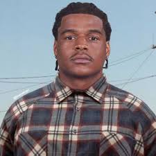 Georgia State University cornerback Tyler Scott was benched after SNATCHING  A CHAIN from an Ole Miss Football players neck during pregame 🤦🤣