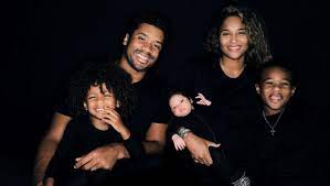 Russell wilson capped their little show with his slow but classy moves. Ciara Russell Wilson And Kids Are Picture Perfect