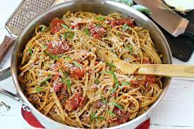 Amatriciana With Linguine Simple Tomato Bacon Sauce Recipe Recipe Pasta Dishes Bacon Sauce Recipe Recipes