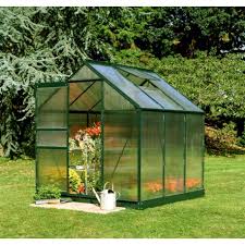 Le polycarbonate possède de nombreux atouts par rapport au verre, car il est non seulement transparent, mais il résiste 100 fois plus aux chocs et il existe deux types de modèles : Serre De Jardin 3 8 M Verte En Polycarbonate Popular Halls