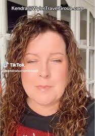 Kendra Burton's Instagram, Twitter & Facebook