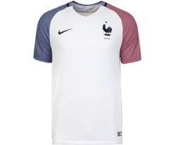 Die französische fußballnationalmannschaft der männer (französisch équipe de france de football) häufig auch les bleus (nach den traditionell blauen trikots) oder in deutschsprachigen medien équipe tricolore (nach der flagge frankreichs) genannt, ist eine der erfolgreichsten nationalmannschaften im fußball.aufgrund ihrer personellen zusammensetzung entwickelte sich ab 1998 zudem in. Nike Frankreich Trikot 2016 Ab 59 00 Juli 2021 Preise Preisvergleich Bei Idealo De