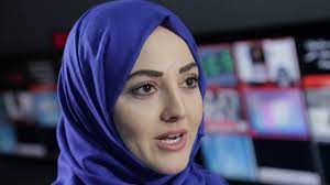 سُهرَوَردی، در ضمن تحصیل، چنین استنباط کرد که موجودات دنیا از نور، به وجود آمده، و انوار، به یکدیگر می‌تابند و آن تابش متقابل را اشراق خواند و به همین جهت لقب شیخ الاشراق را یافت. ØªØ¬Ø±Ø¨Ø© Ø§Ù„Ù…ØªØ¯Ø±Ø¨Ø© Ù†ÙˆØ± Ø­Ø¯Ø§Ø¯ Ø¹Ù†Ø¯ Aljazeera Media Institute